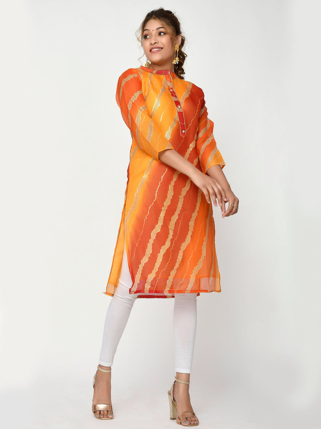 Women Green & Pink Floral Straight Ajastha Kurta